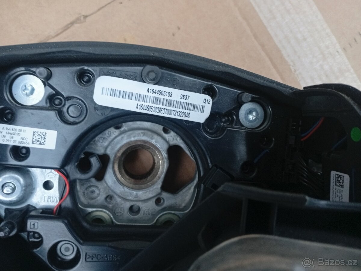 MERCEDES BENZ ML W164 RV 2005-2009 VOLANT KOŽENÝ PĚKNÝ - 4