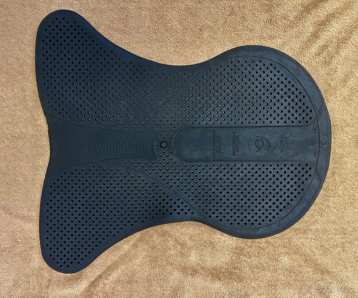 PRODÁM více věcí: - 4