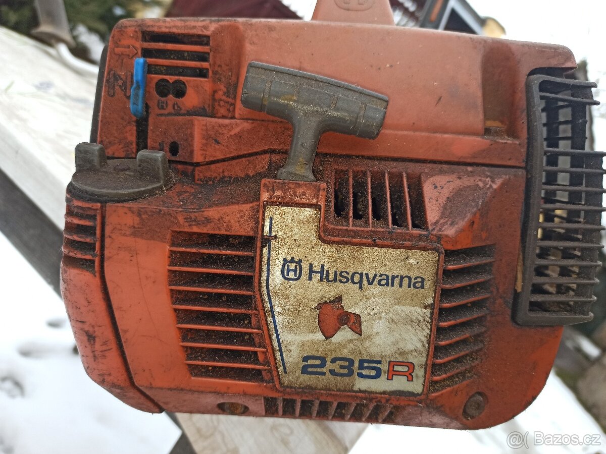 Křovinořez HUSQVARNA 235R - 4