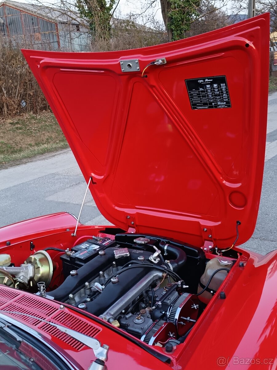 Alfa Romeo Duetto 1750 ccm - 1968 - 4