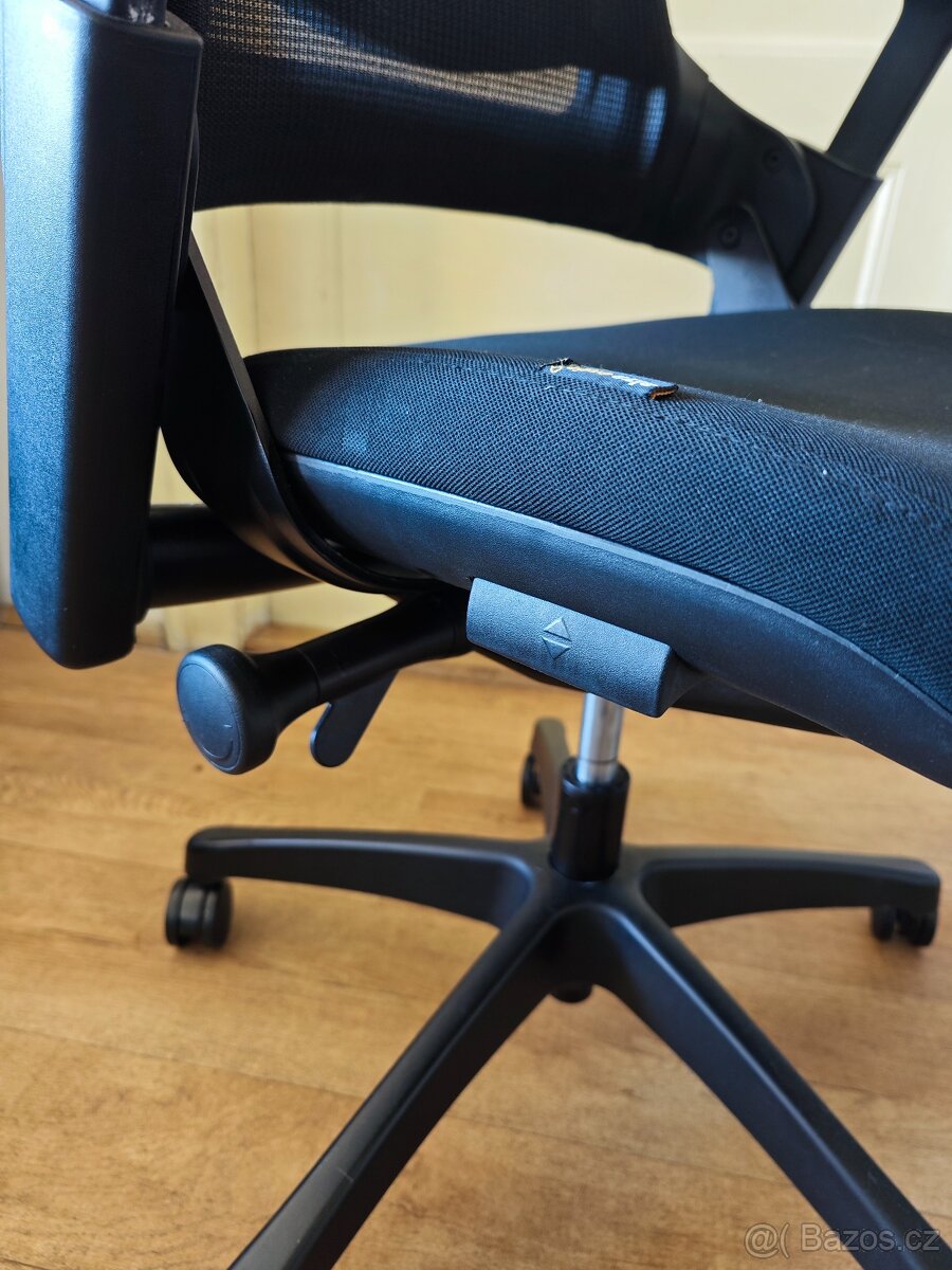 Ergonomická kancelářská židle - 4