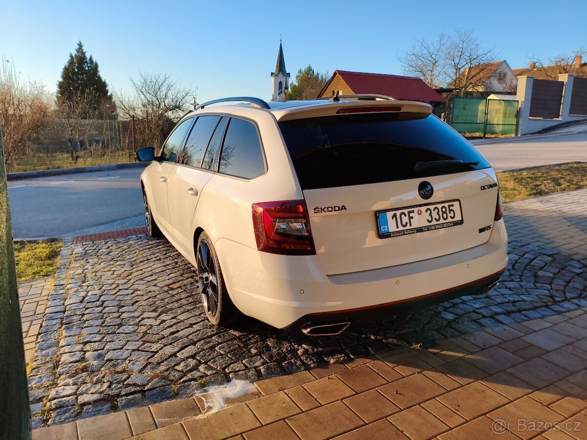 Škoda Octvia RS TDi 135kw DSG,webasto,kamera,tažné,panorama - 4