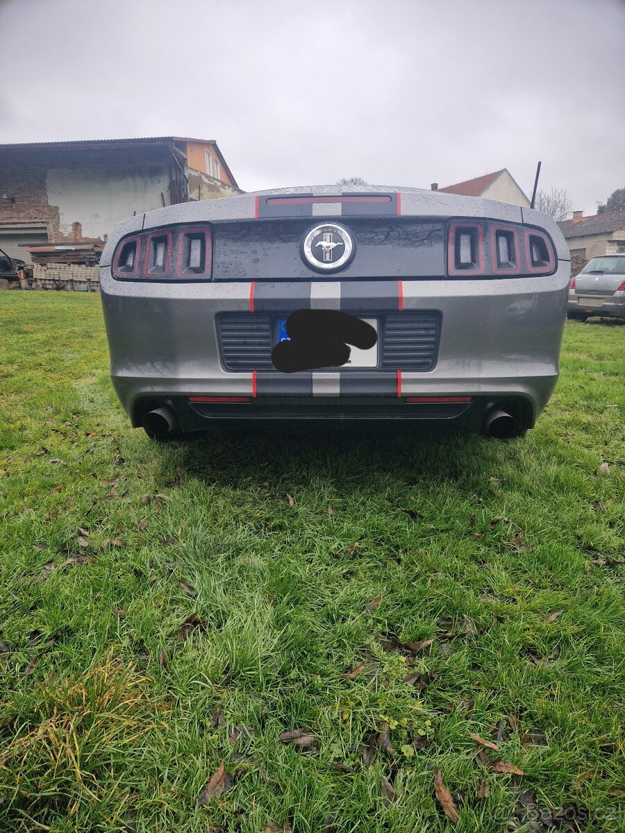 Ford mustang 3.7 L - 4