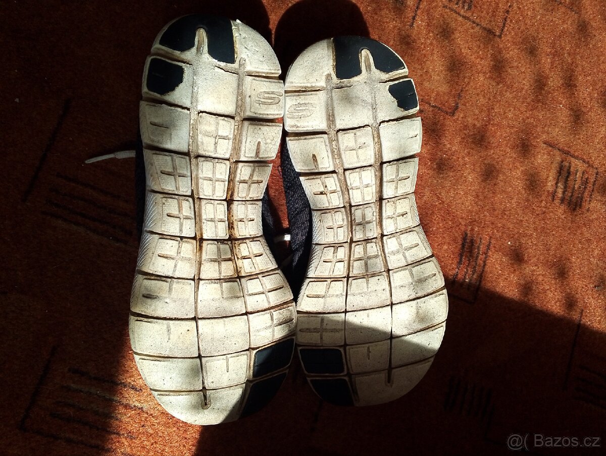 Sportovní obuv dámská. - 4