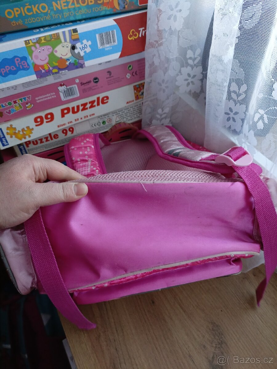 Batoh do školy Barbie - 4