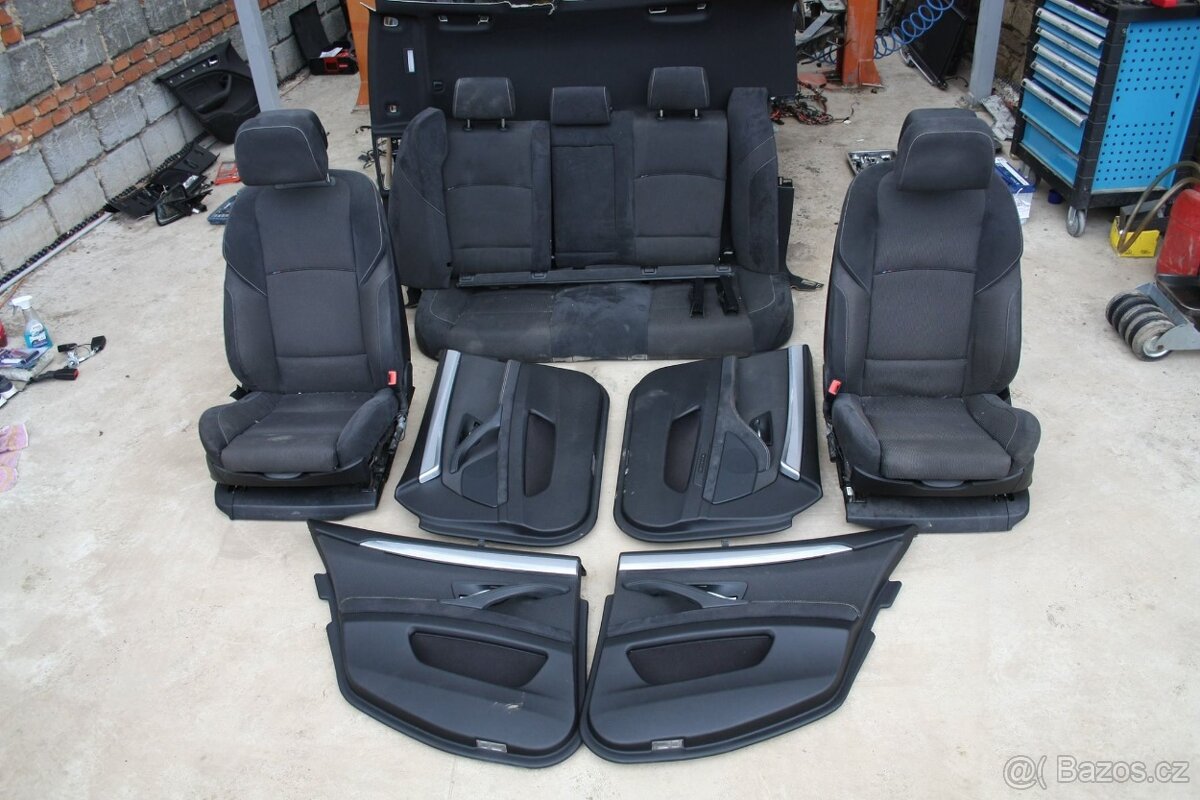 BMW F11 M-packet Interier - 4