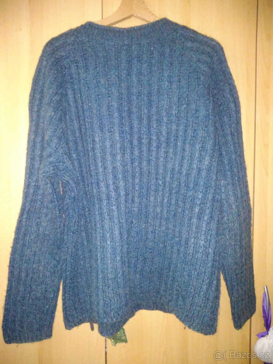 Zelenošedý svetr na knoflíky - 4