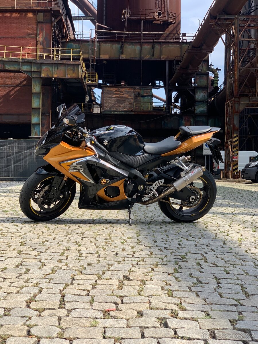 Suzuki gsxr 1000 - 4
