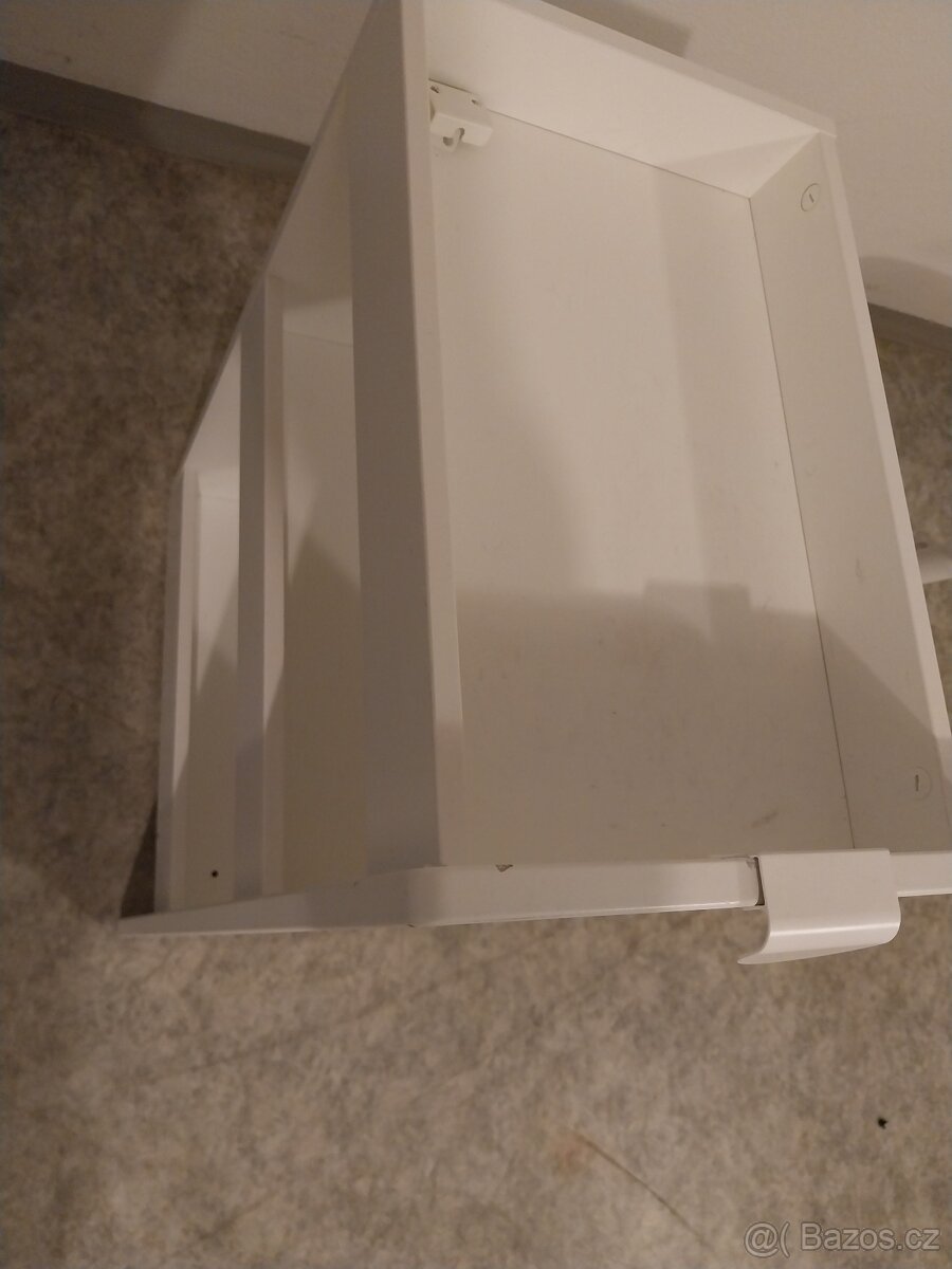 Stůl Larande a židle Valfred/Sibben - 4