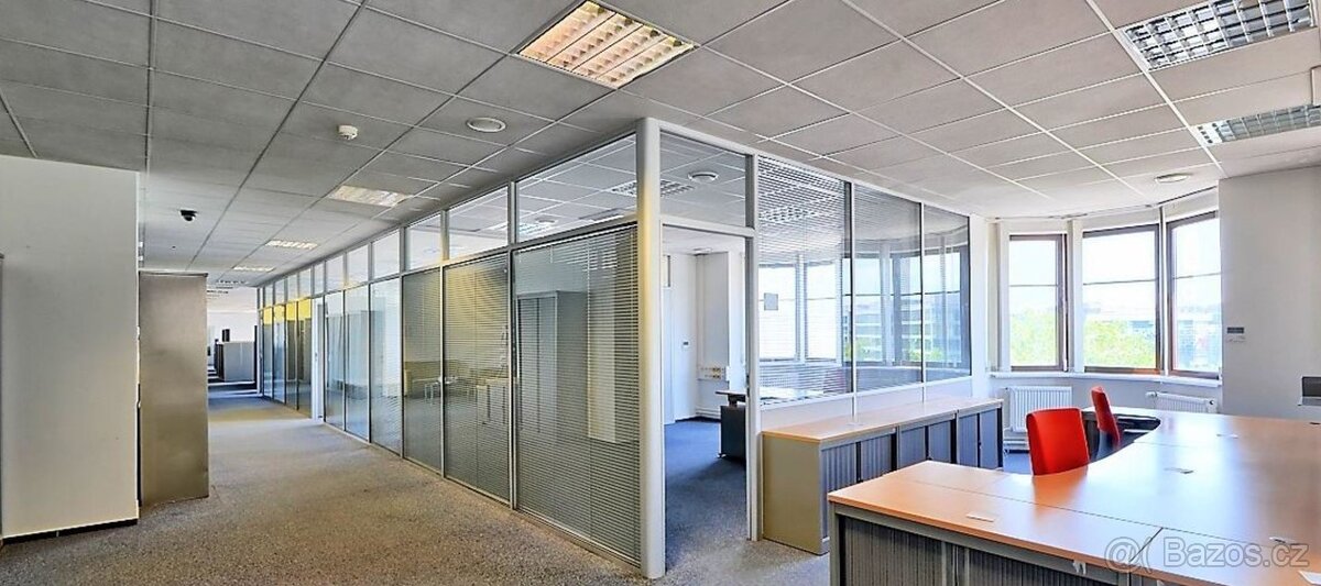 Pronájem kanceláře (18,19 m2), Praha 4 - Chodov, ul. Hráskéh - 4