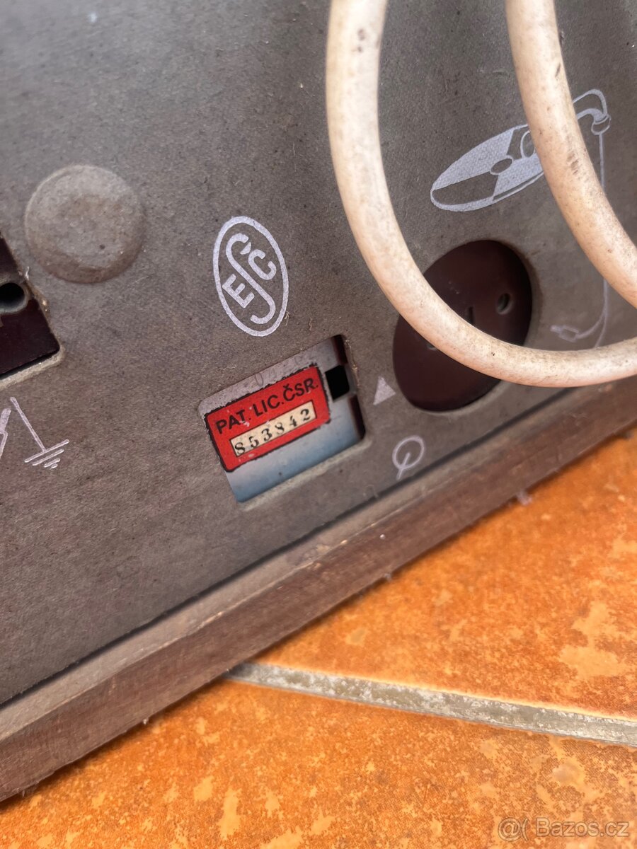 Tesla Harmonia – lampové rádio (Made in Czechoslovakia) - 4