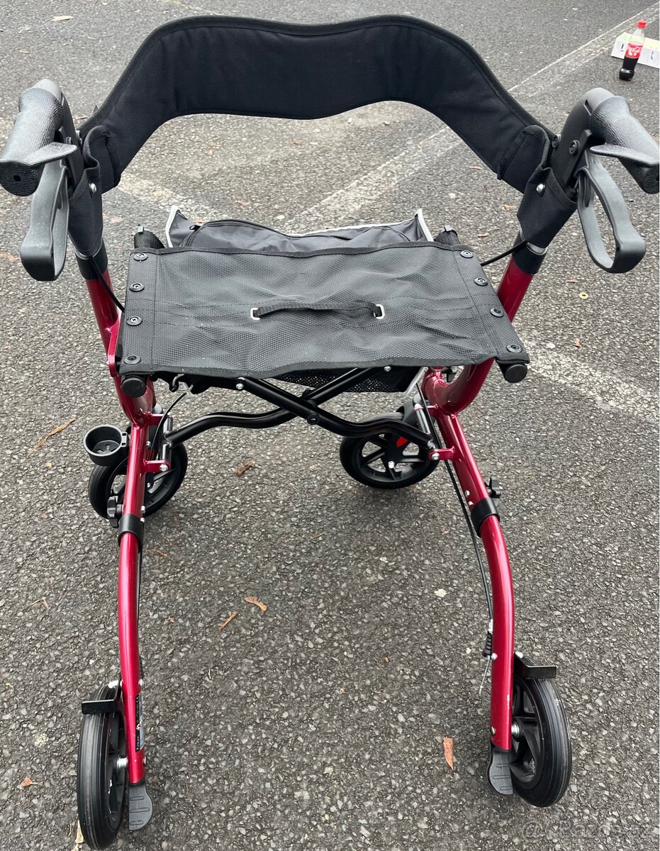 Nové invalidní chodítko pro seniory - 4