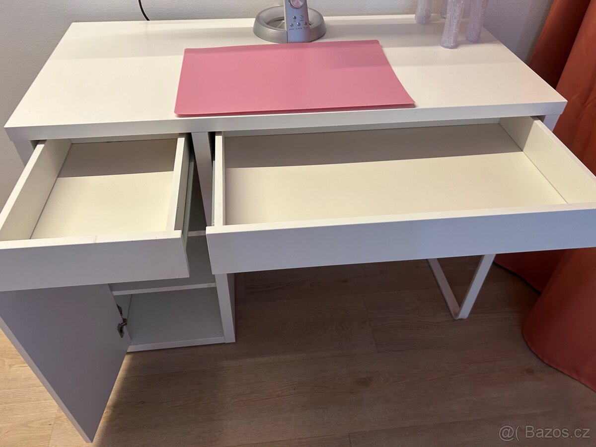 Psací stůl Micke - 4