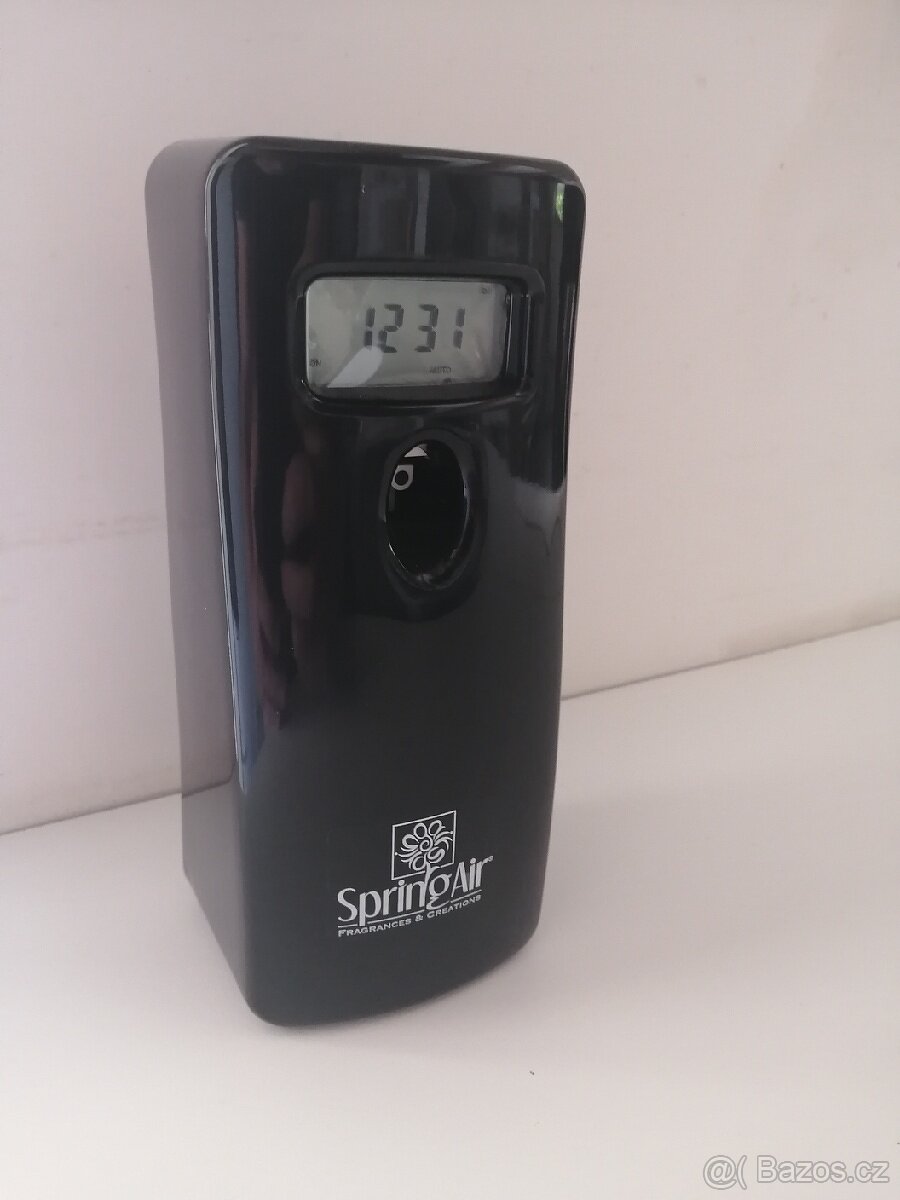 Automatický dávkovač vůně Sping air - špičková věc - 4