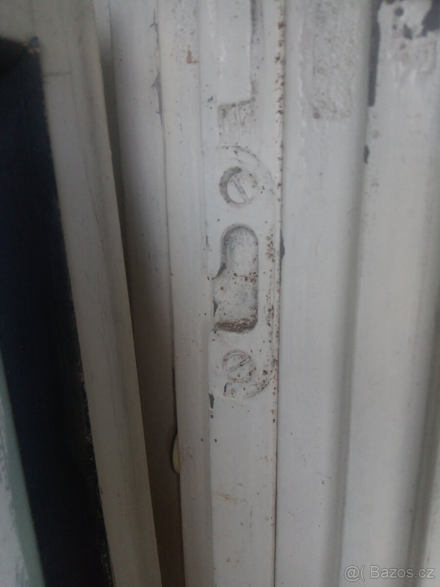 Dřevěná dvojitá okna stará dvoukřídlá 3ks - 4