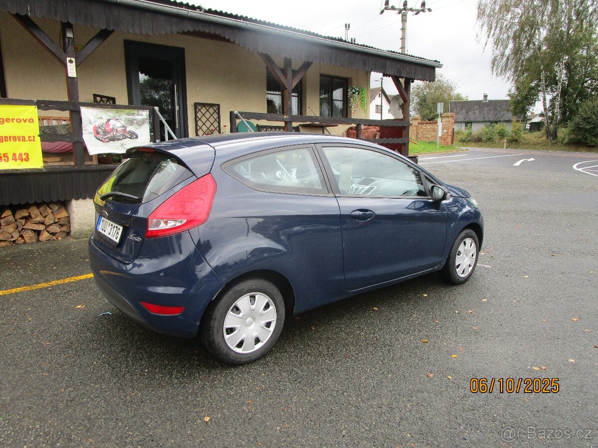 Ford Fiesta 1,2 benzín 44kw - 4
