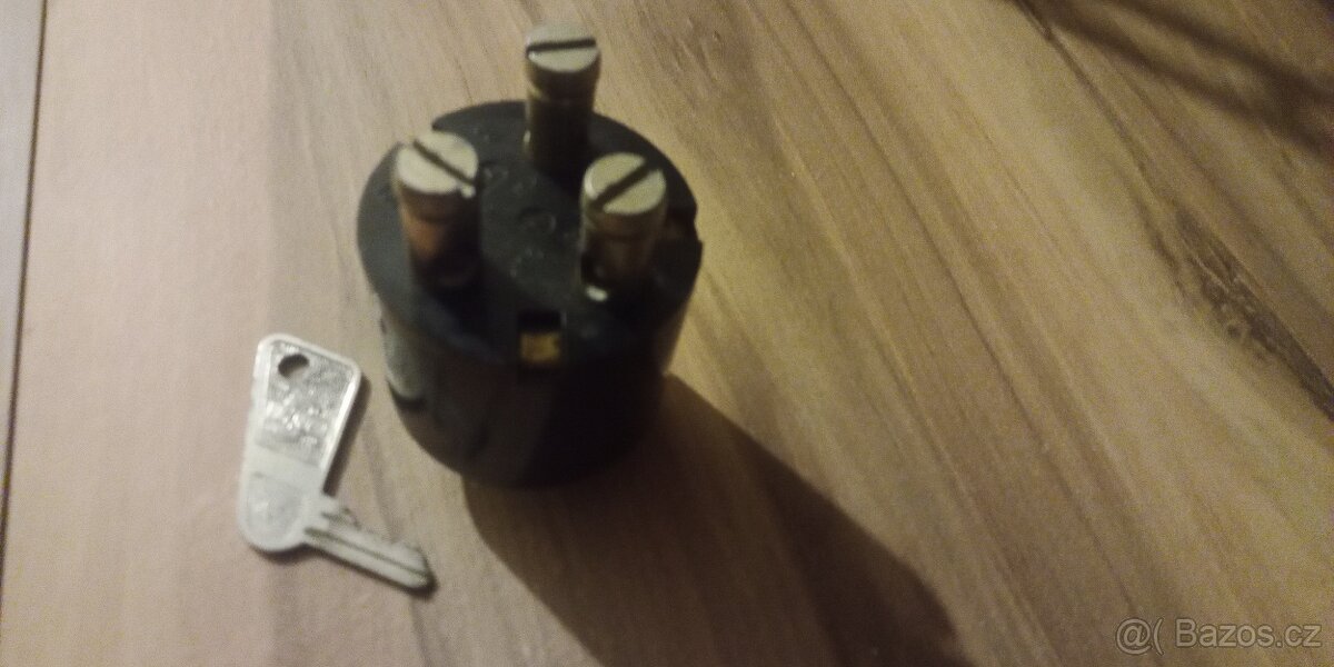 Spínací skříňka Trabant Wartburg - 4