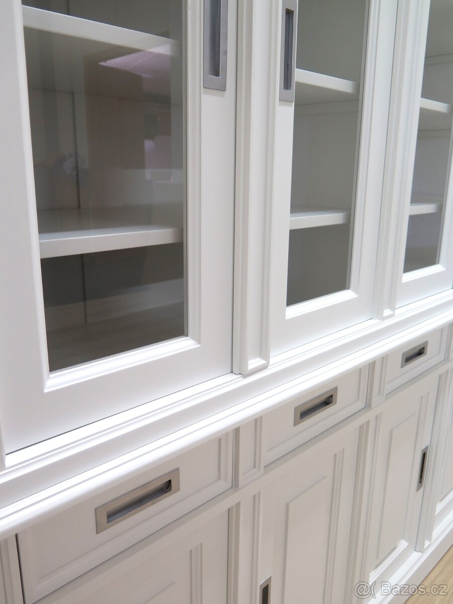 Knihovna z masivního dřeva - 4