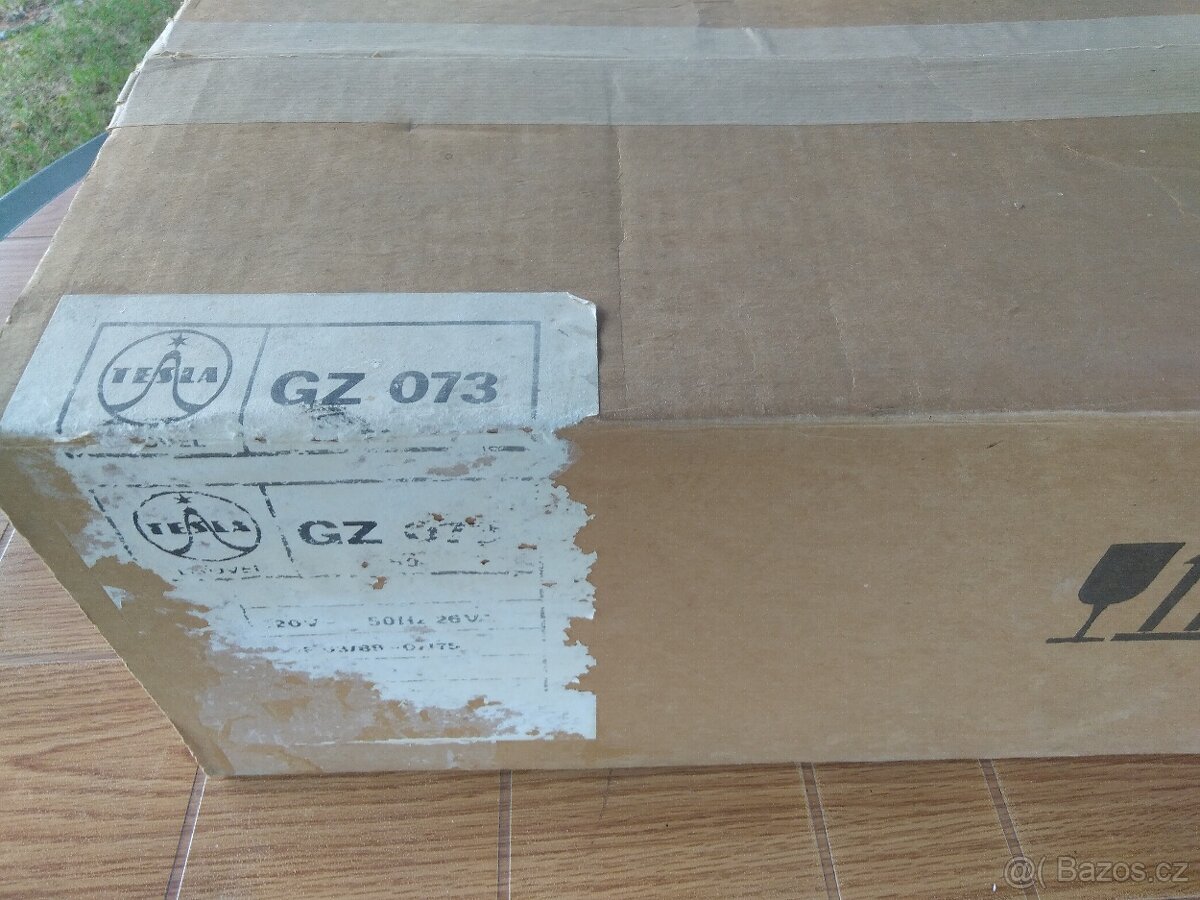 Gramofon TESLA GZ 073 - 4