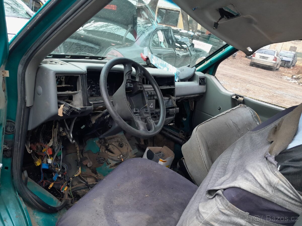 T4 valník na díly, 2.4TD - 4