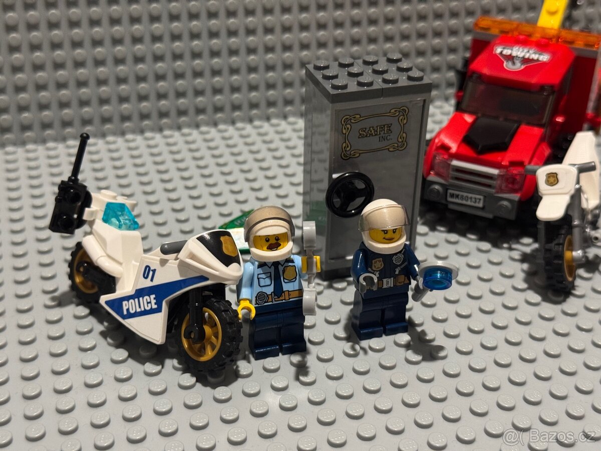 LEGO City - 60137 - 4