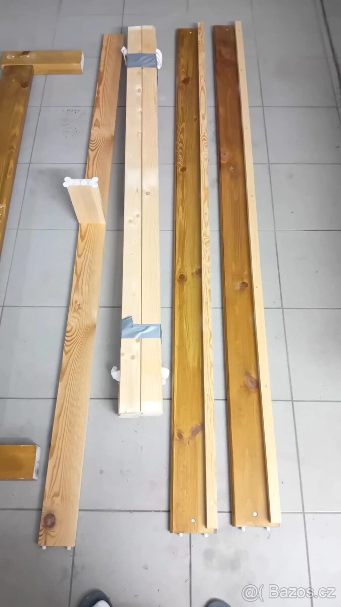 Dřevěná postel včetně roštu 160 x 200 cm - 4