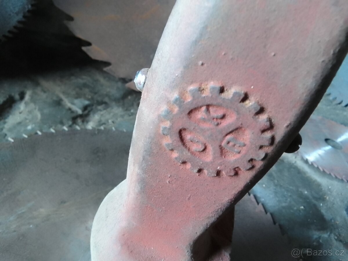Hřídel a kotouče/ Cirkulárka - 4