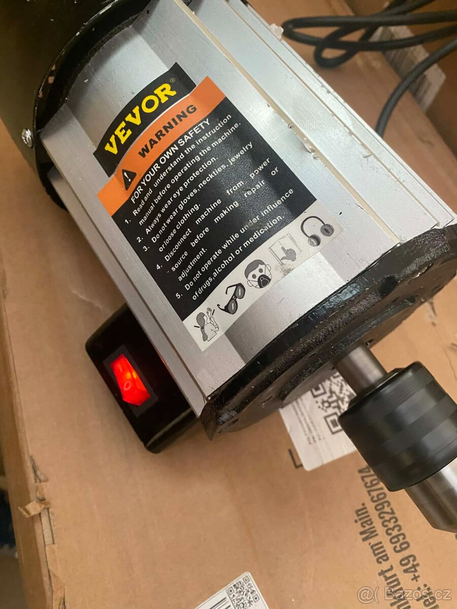 Stolní dlabačka 370W - 4