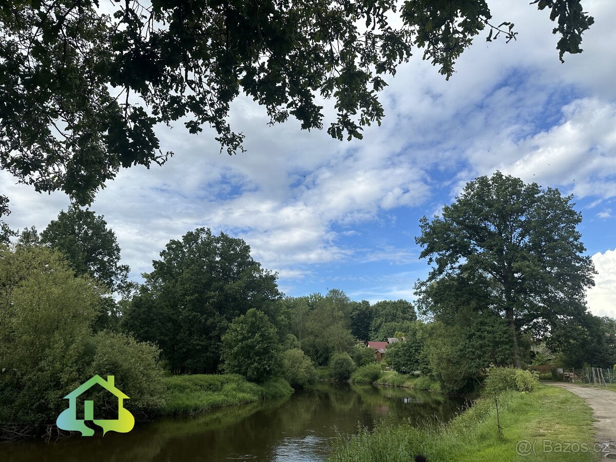 Prodej pozemku pro bydlení, 1132 m² - Klenovice, ev.č. 00722 - 4