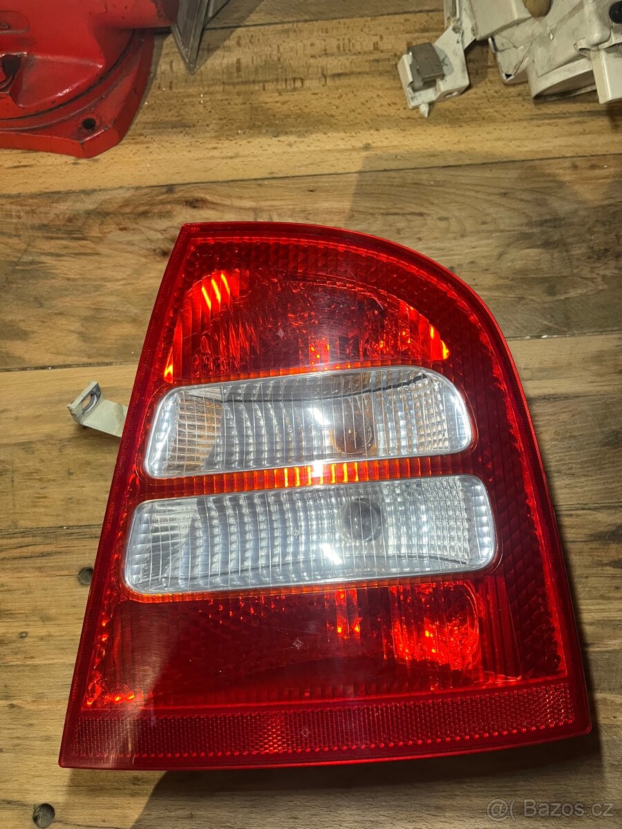 Zadní světla škoda octavia liftback - 4