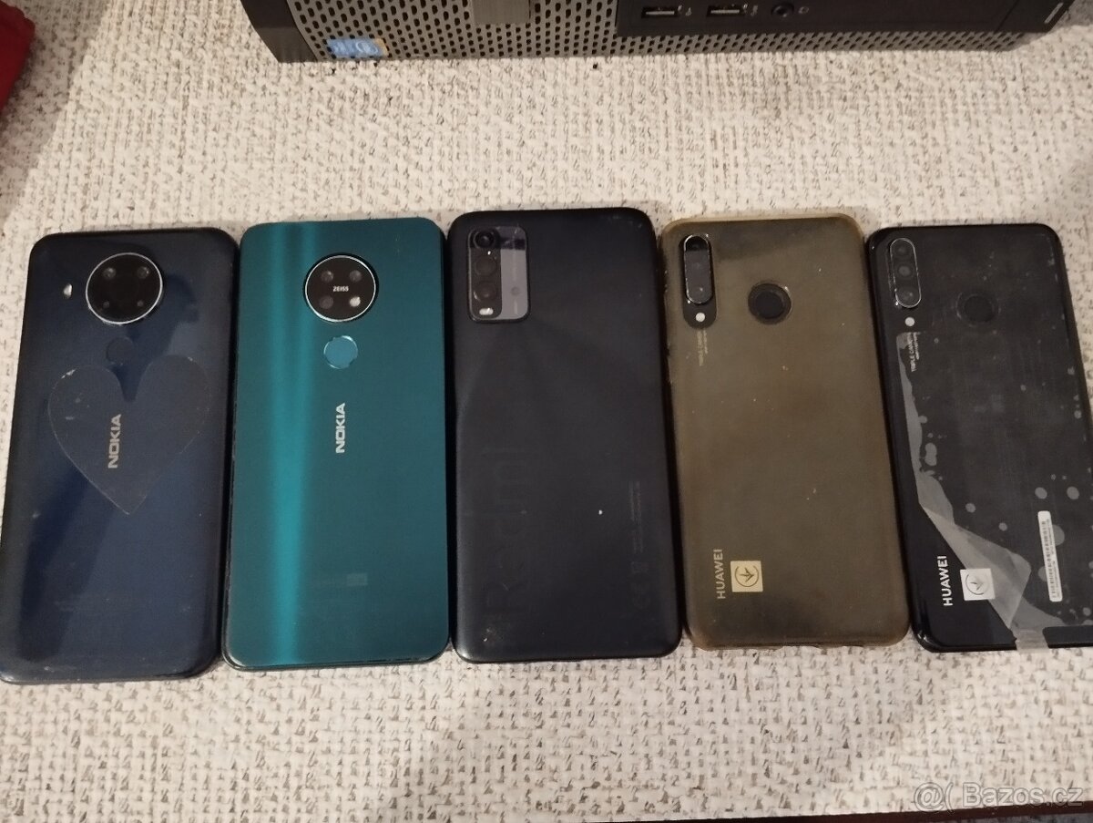 Mobily na náhradní dily - 4