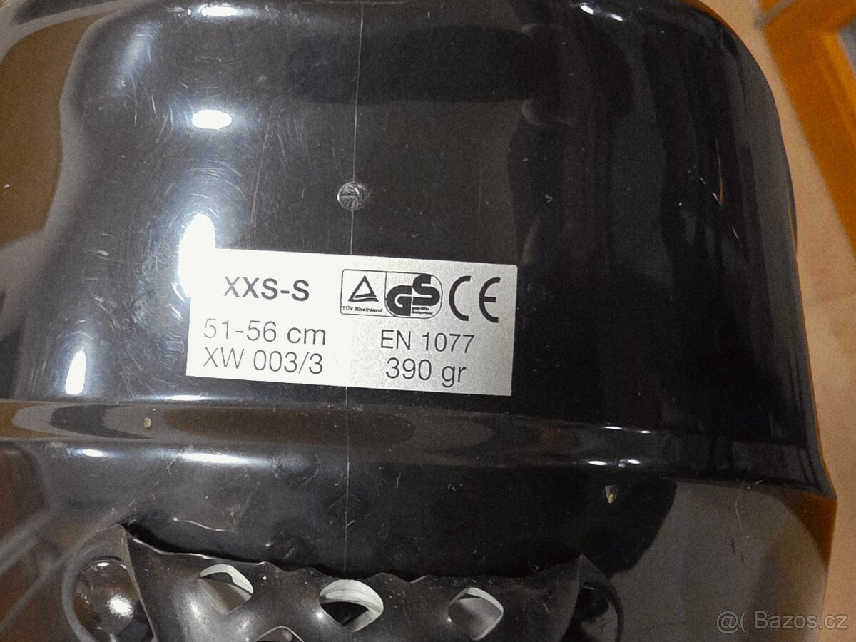 Dětská lyžařská helma Uvex - 4