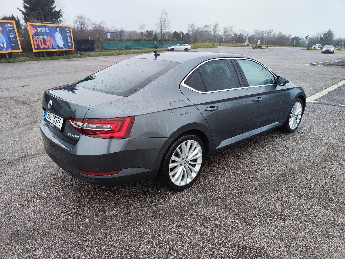 Škoda Superb 3,2.0 TDI,4x4 - 4