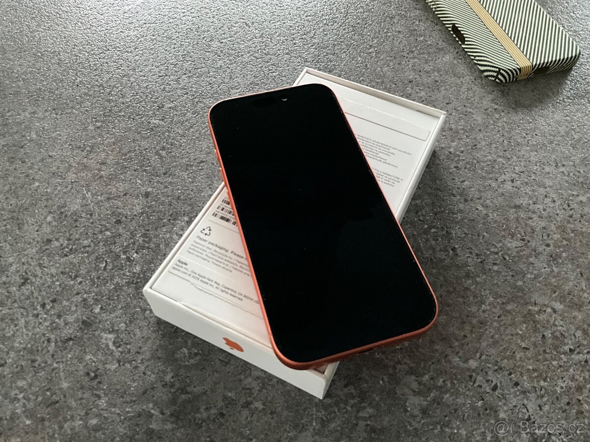Apple iPhone 17Pro 256gb Cosmic Orange - 4