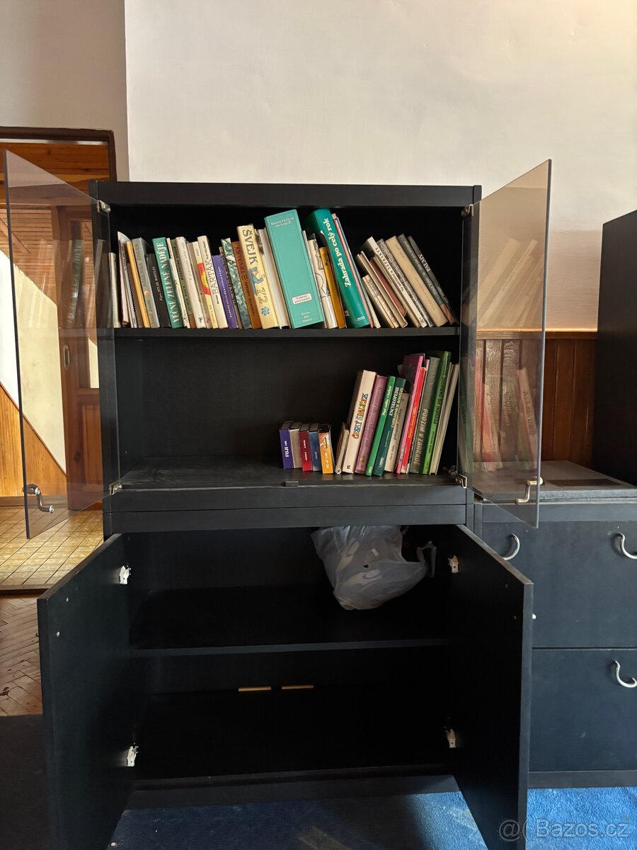 Obývací/kancelářská stěna - 4