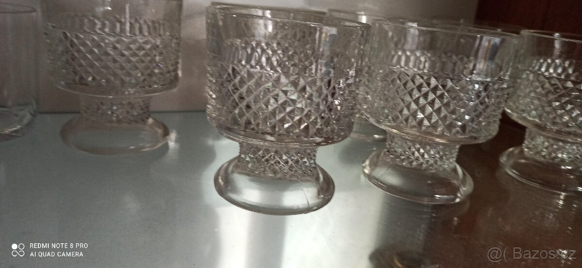 Skleněné pohárky - 4