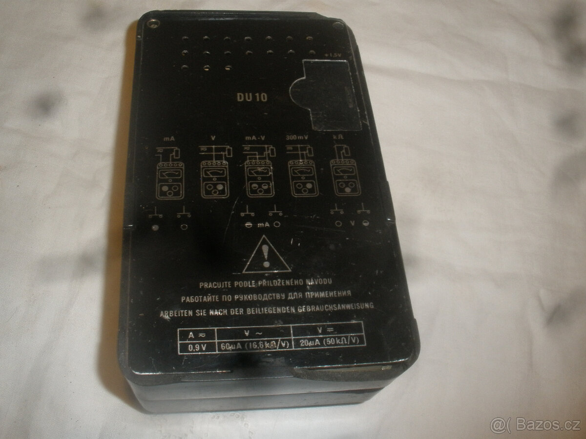 Starý měřící přístroj DU 10 - 4