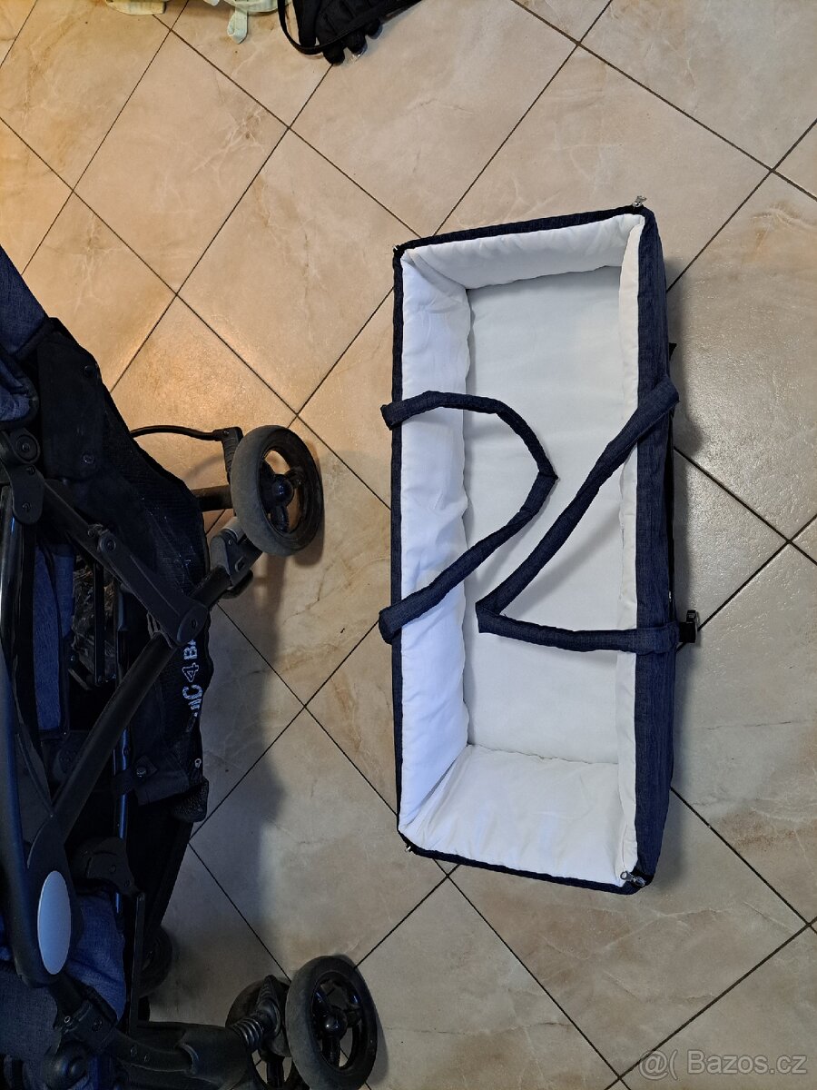 Kočárek sourozenecký - 4