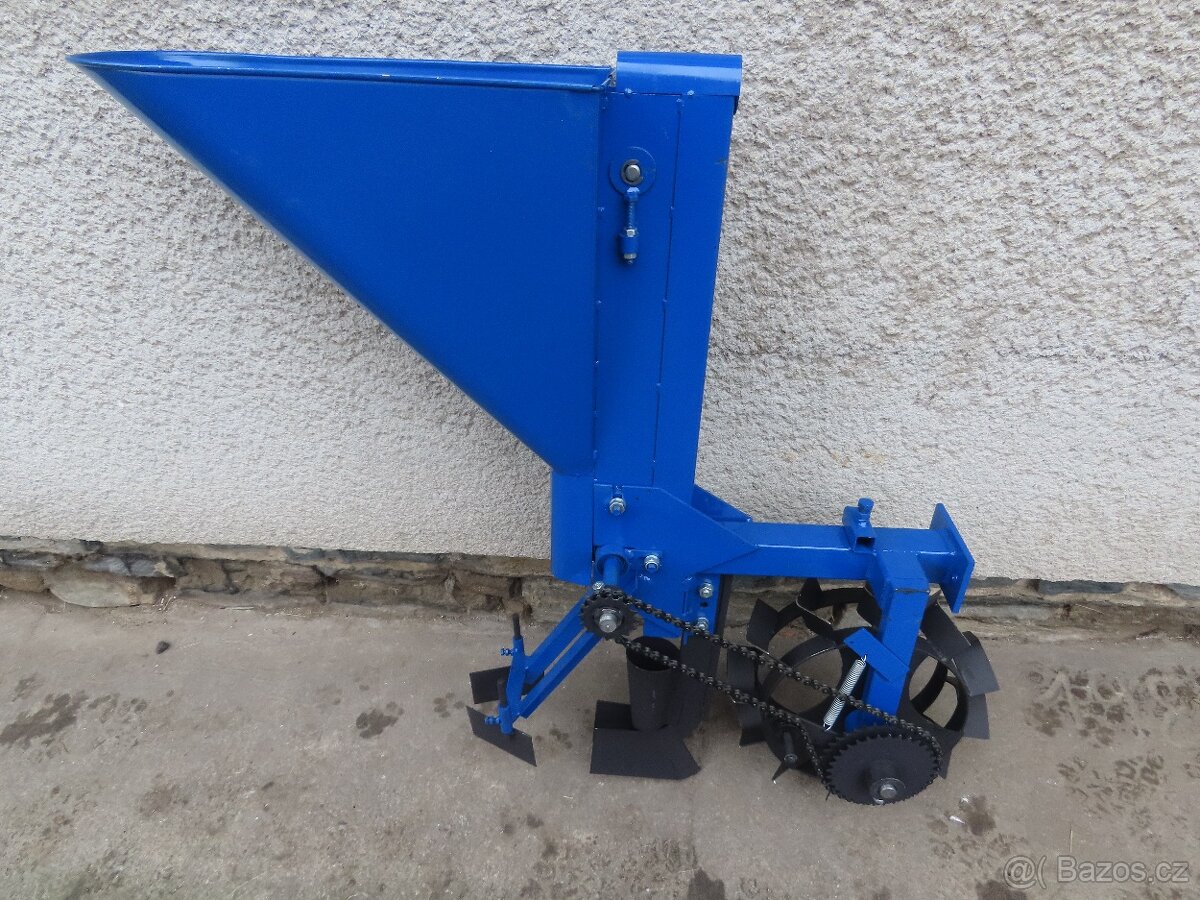 Sazeč česneku, cibule,žaludů Terra, Vari - 4