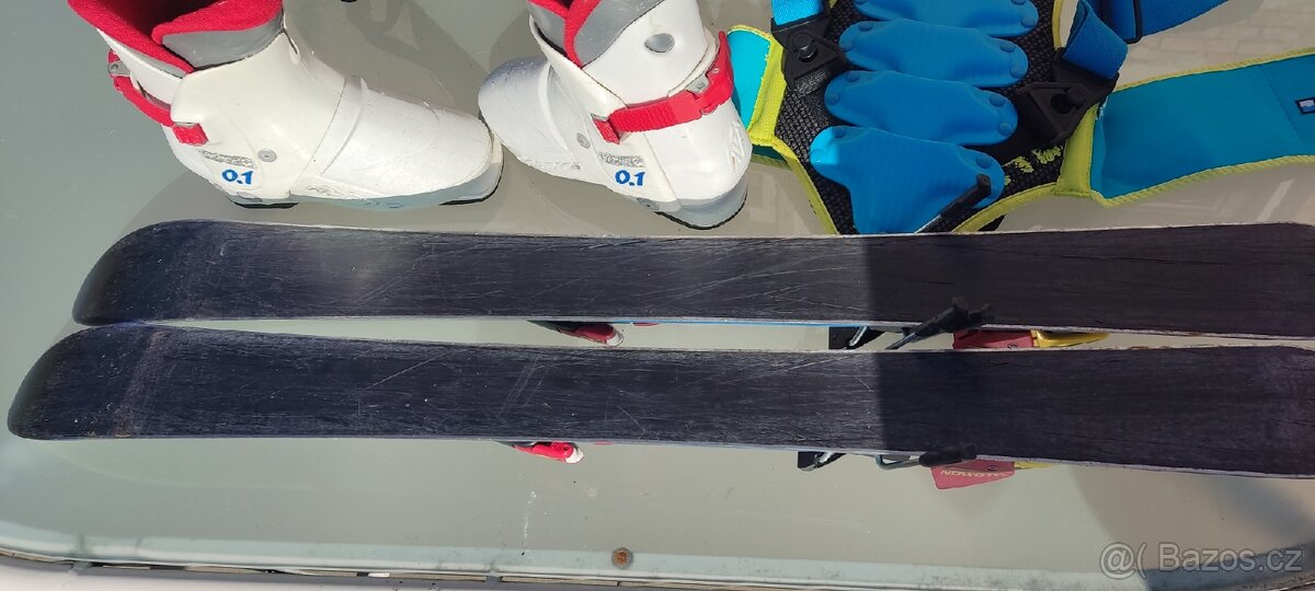 Dětské lyže, lyžáky, helma a páteřák - 4
