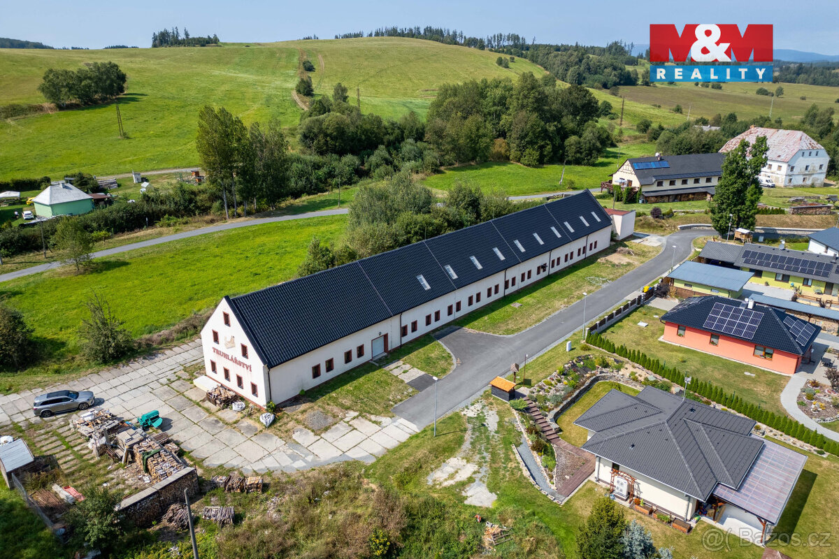 Prodej objektu k výstavbě 11 řadových RD, 2000 m², Valšov - 4
