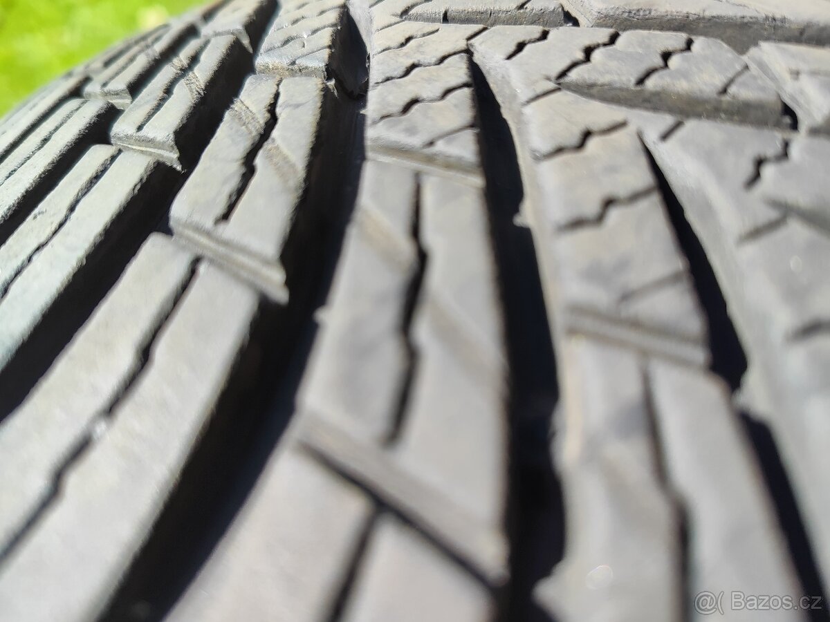 2 celoroční pneumatiky Vredestein 185/65/15 6mm 2021 - 4
