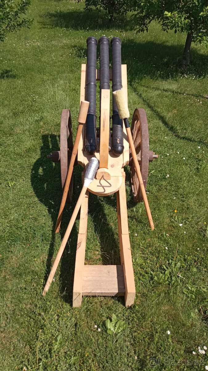 Tříhlavňový kanón - 4