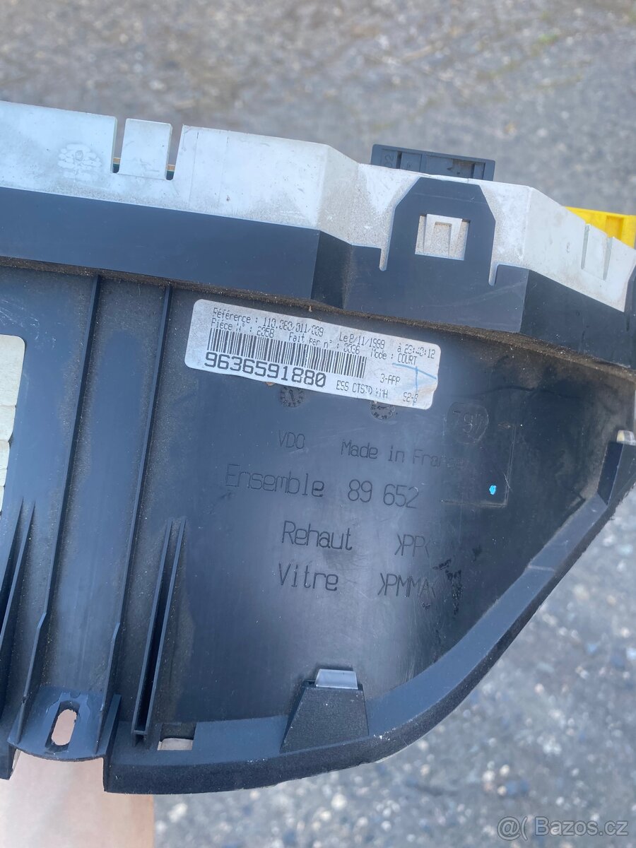 Peugeot 106 budíky - 4