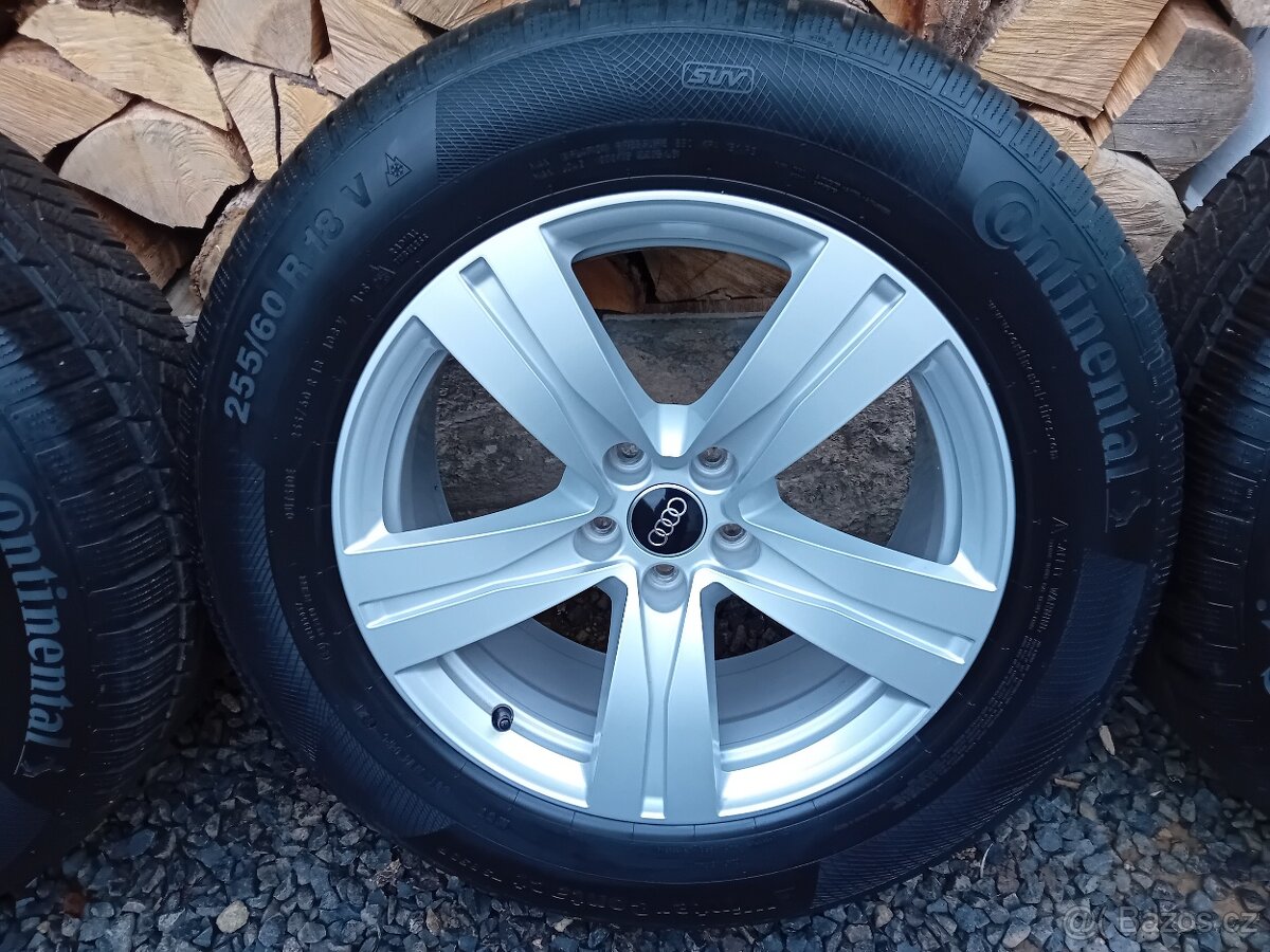 TOP zánovní r18 Audi Q7 - 4