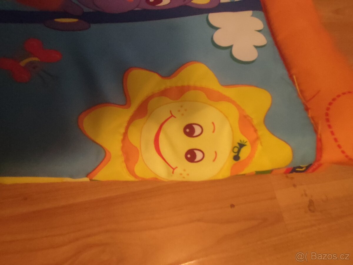 Hrací deka s hrazdičkou Tiny Love - 4