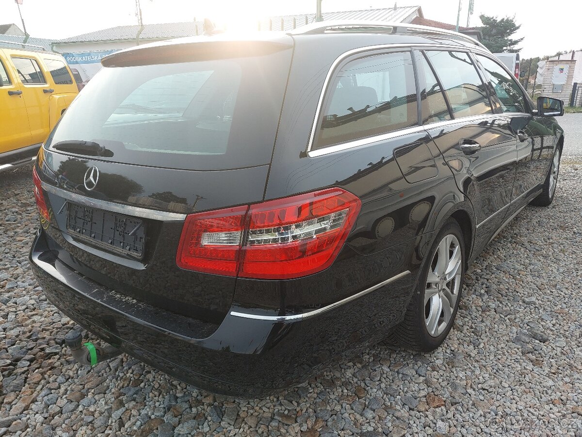 MB E220Cdi, Avantgarde, TZ, servisní kniha - 4