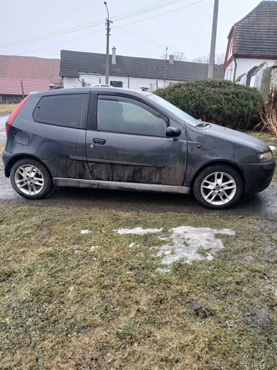 Fiat Punto 1.2 16v - 4
