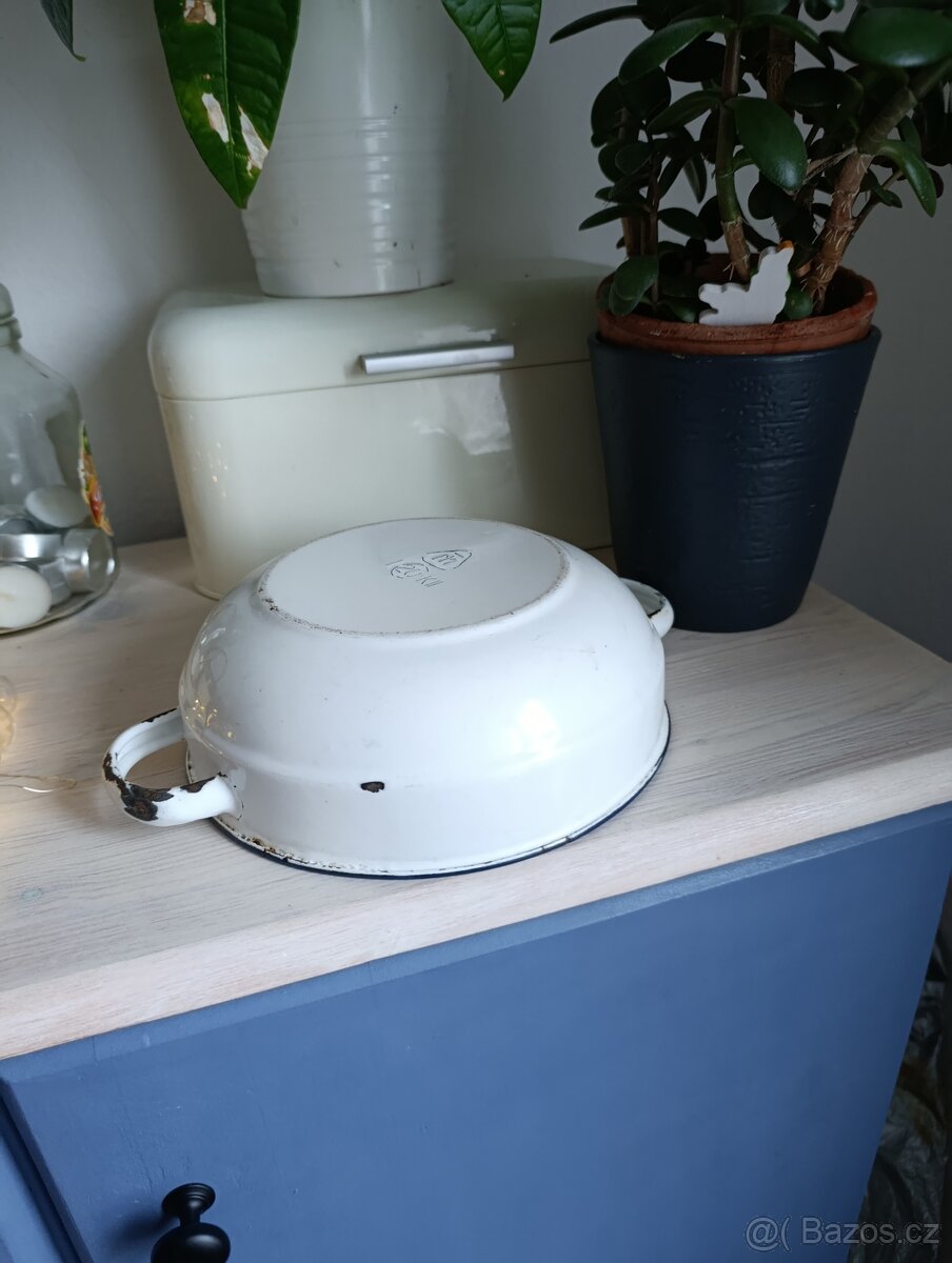 Smaltovaná bílá mísa - 4