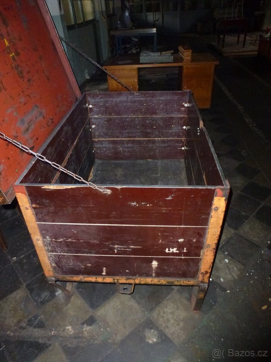 přepravní bedna na kolečkách - 4